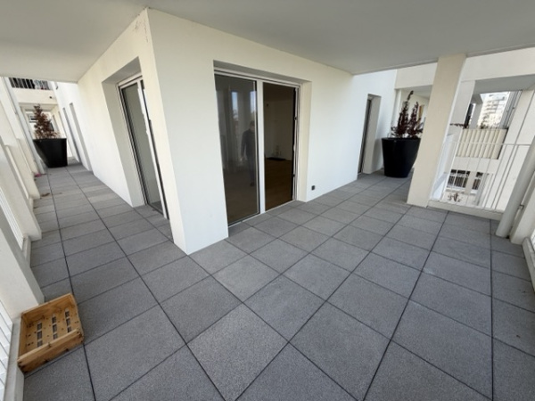 Offres de vente Appartement Bordeaux 33300